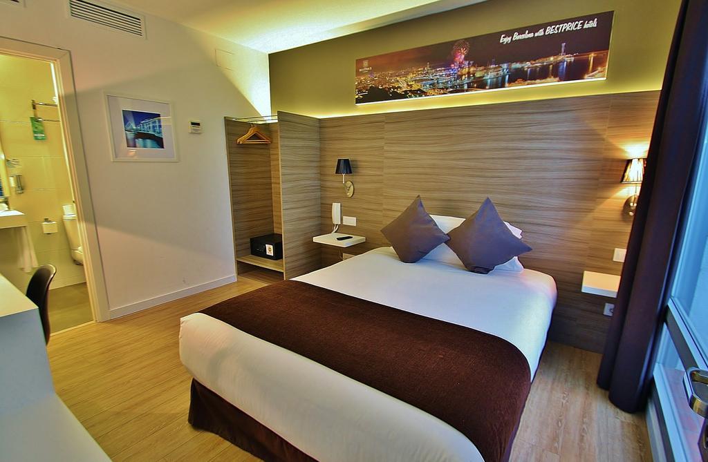 Deluxe Double or Twin Room,109644006:JPEG