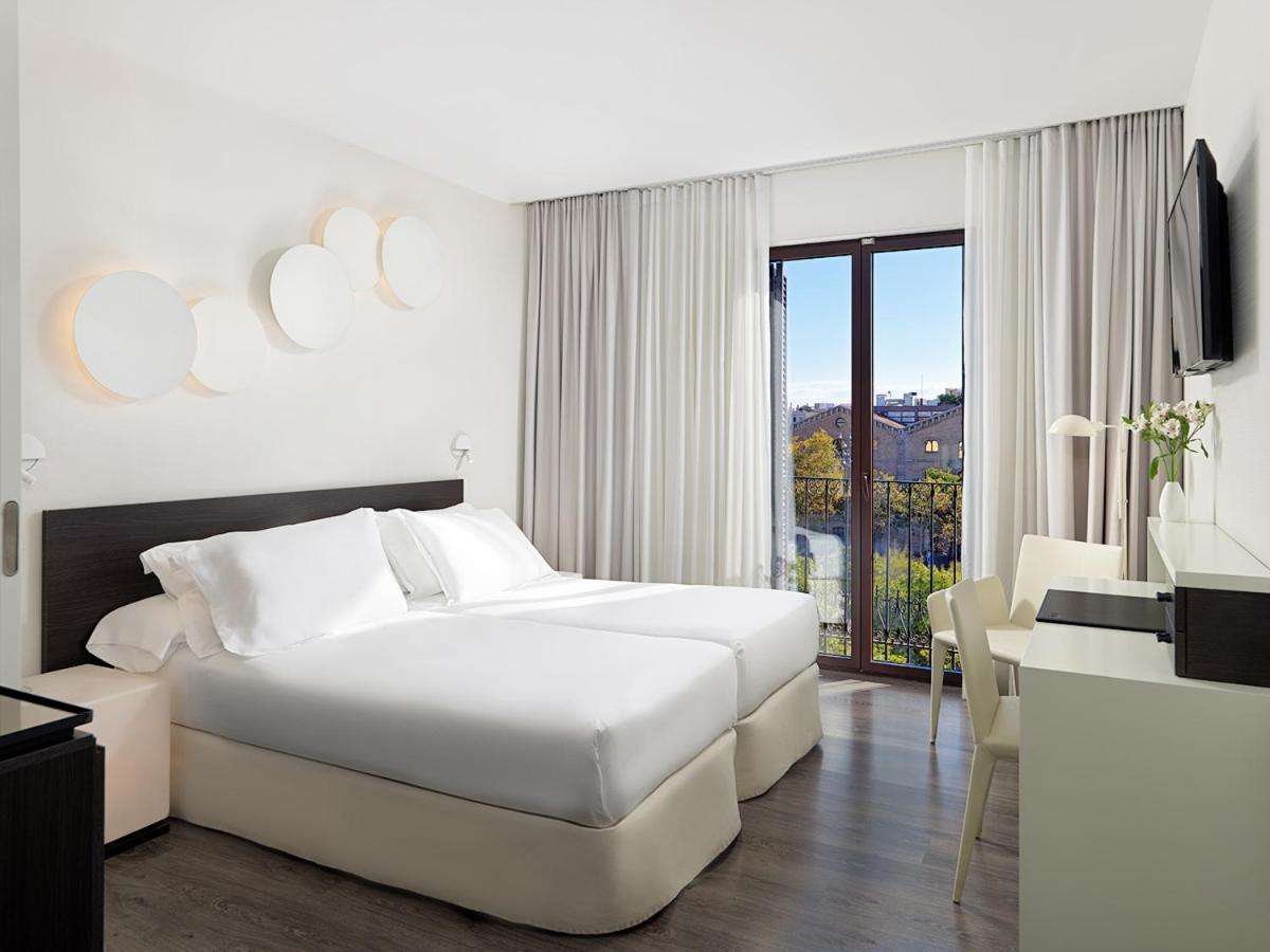 Classic Double Room with harbour view,1273207246:JPEG