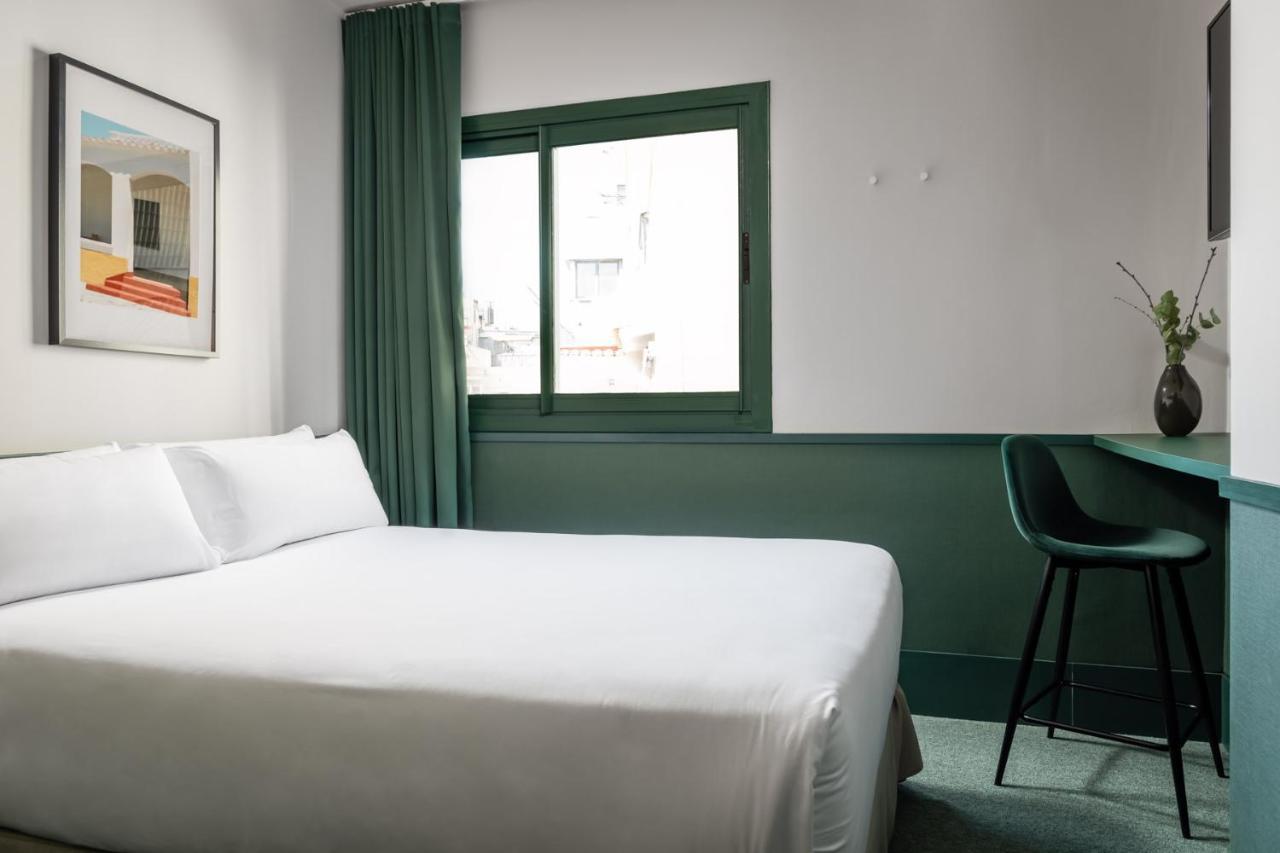 Standard Double Room,1194707728:JPEG
