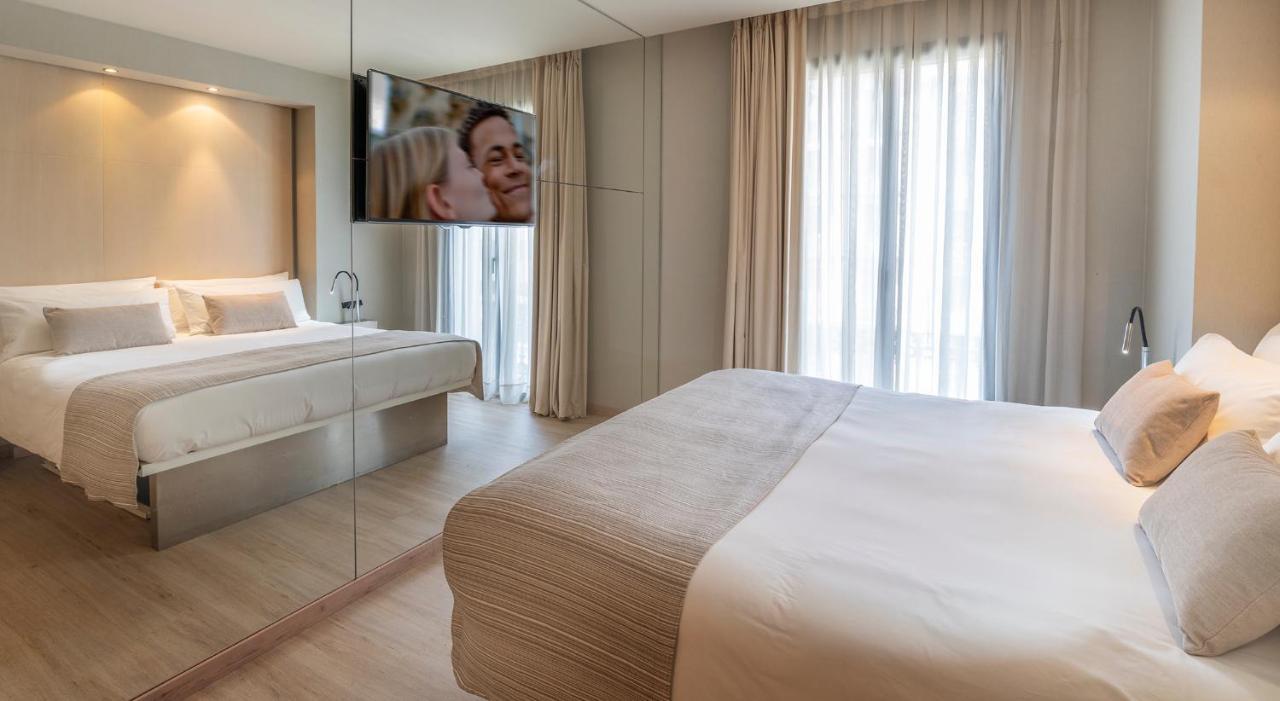 Superior Room Balcony,1244976397:JPEG