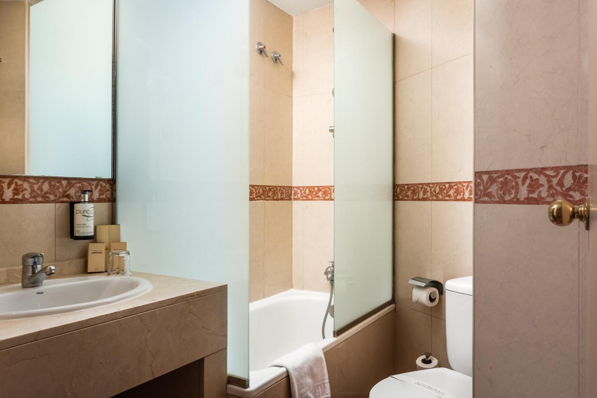 Economy Single Room