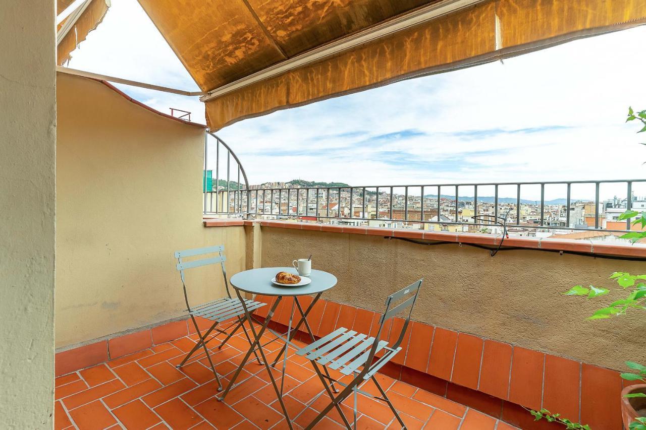Apartment Terrace,1309863619:JPEG