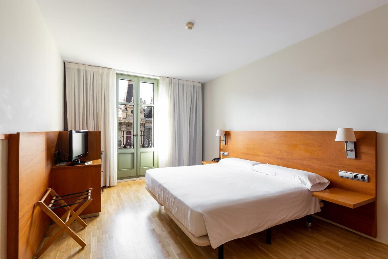 Twin Room Rambla view