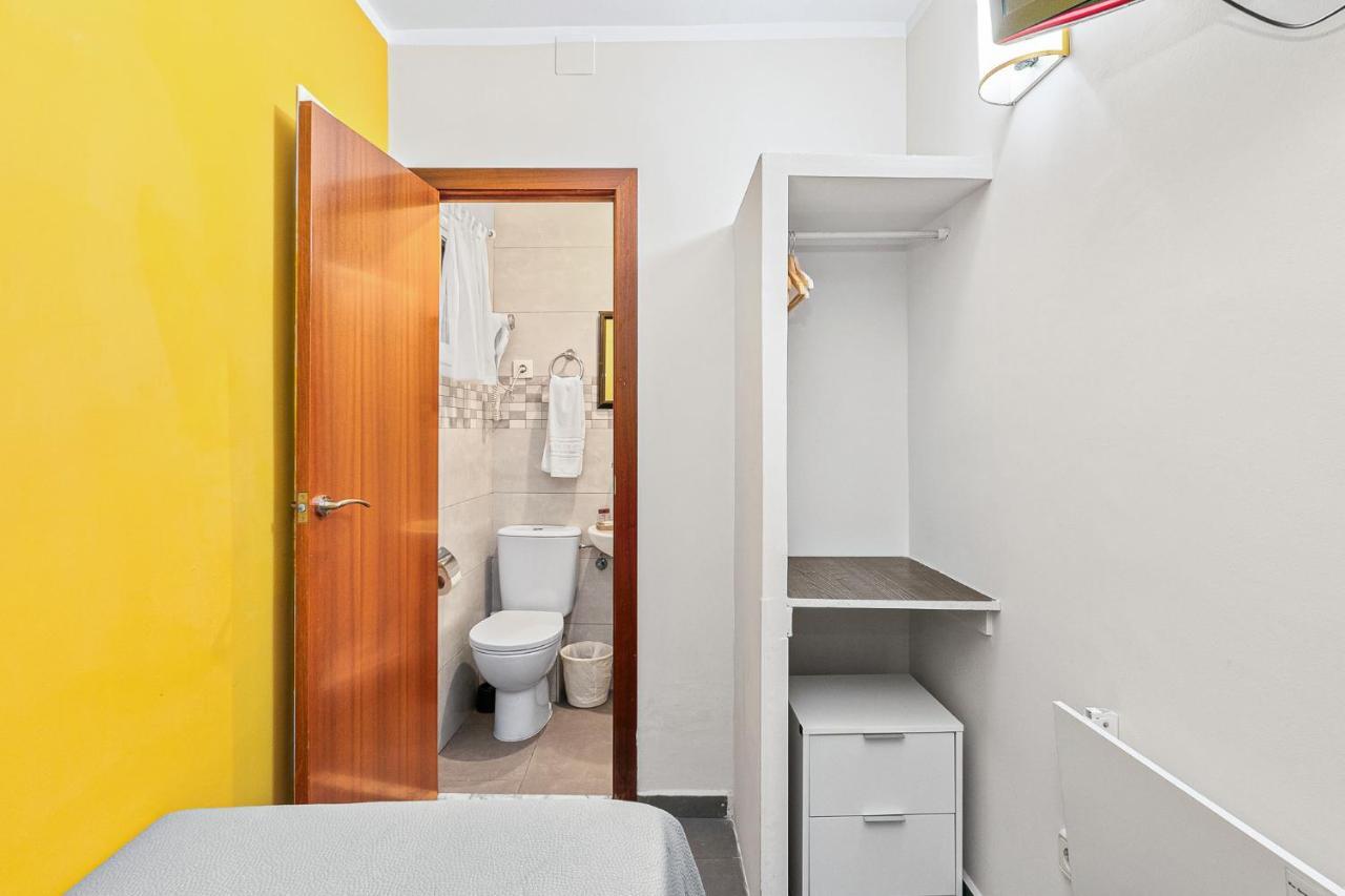 Economy Single Room