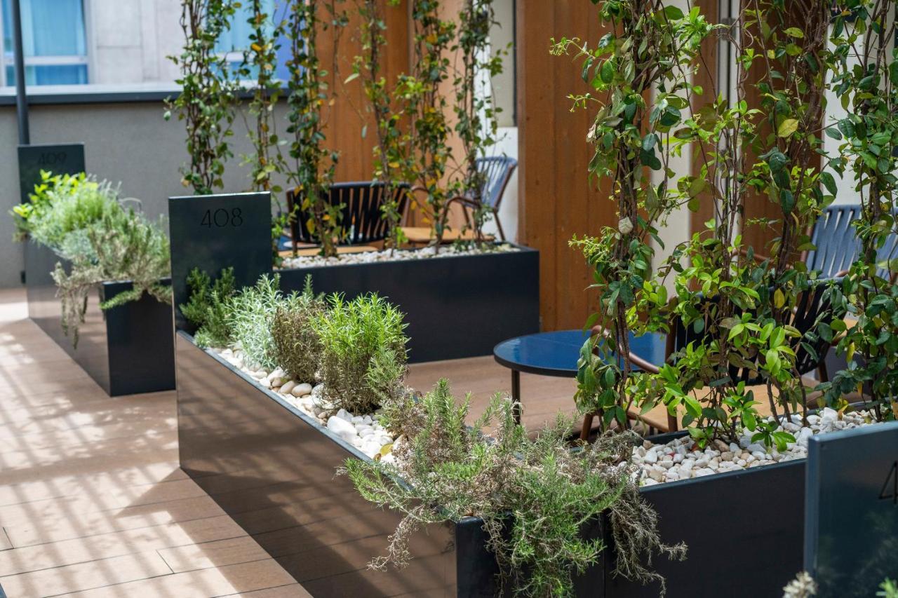Double Room Garden View