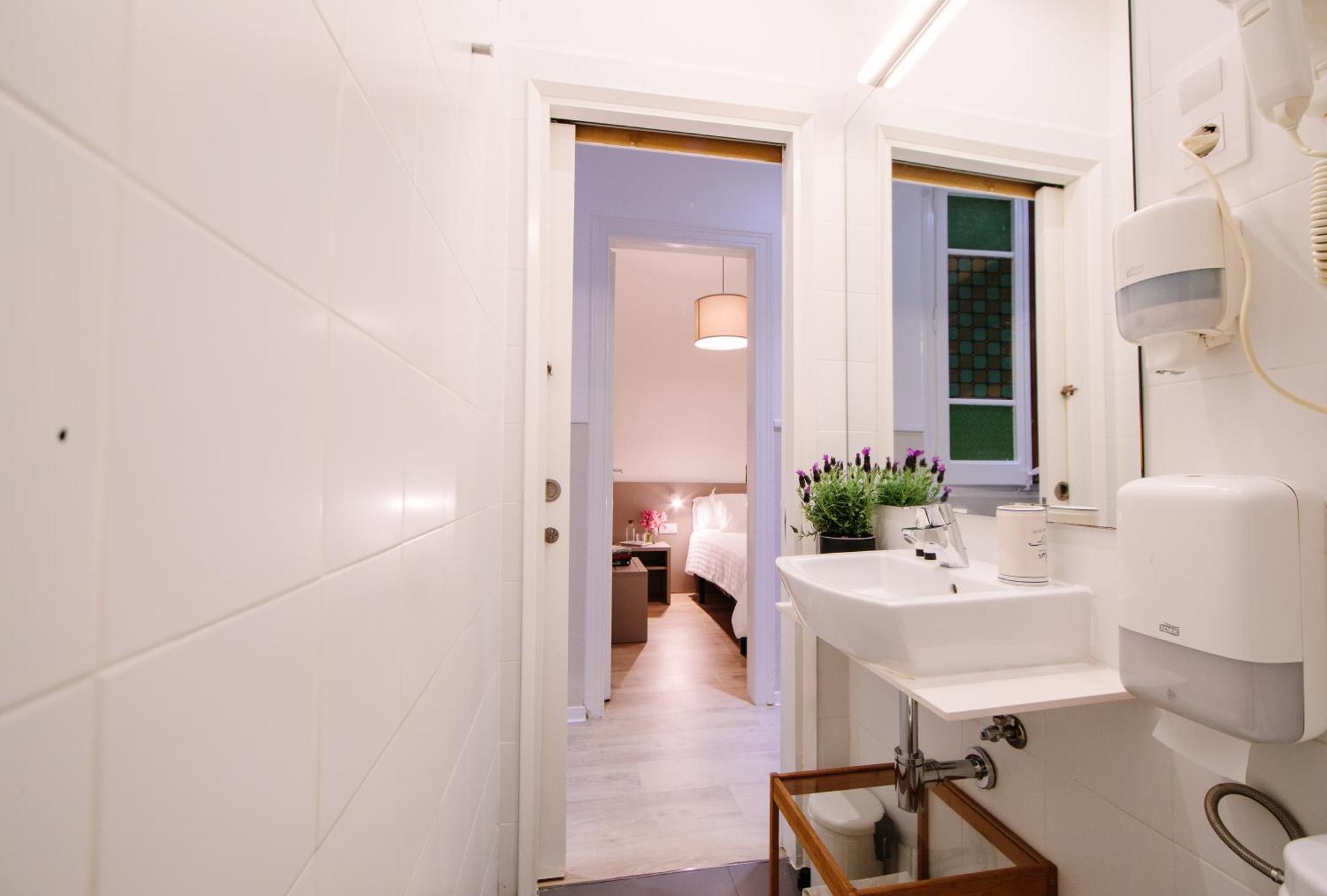 Economy Single Room