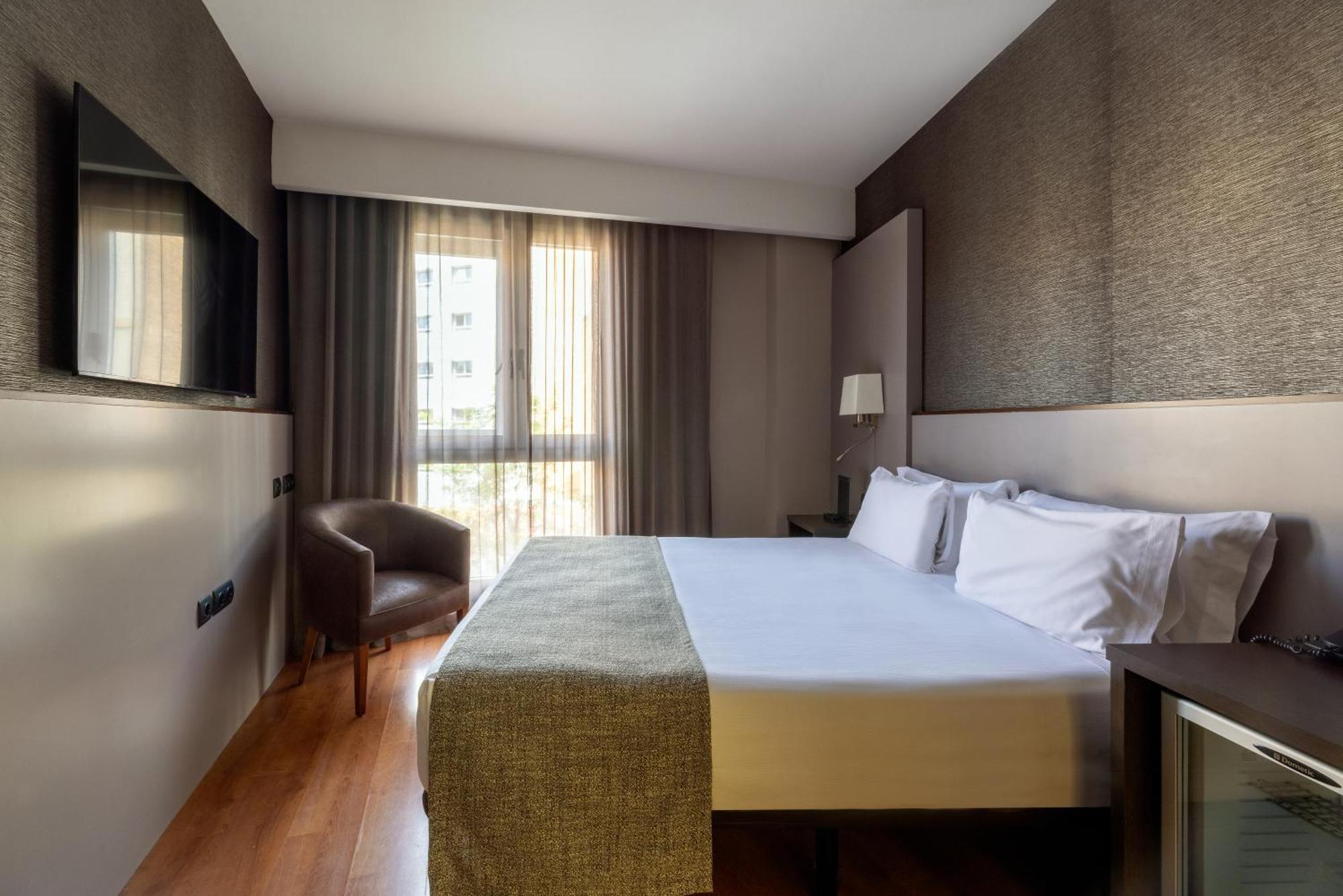 Double or Twin Room,1588040256:JPEG