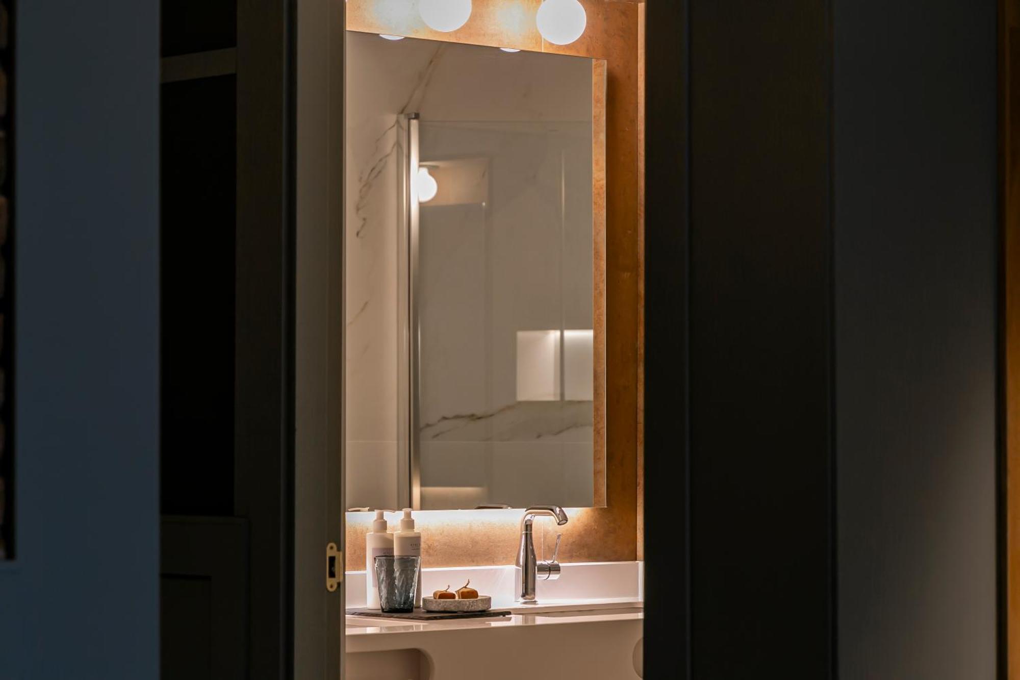 Grand Luxe Room