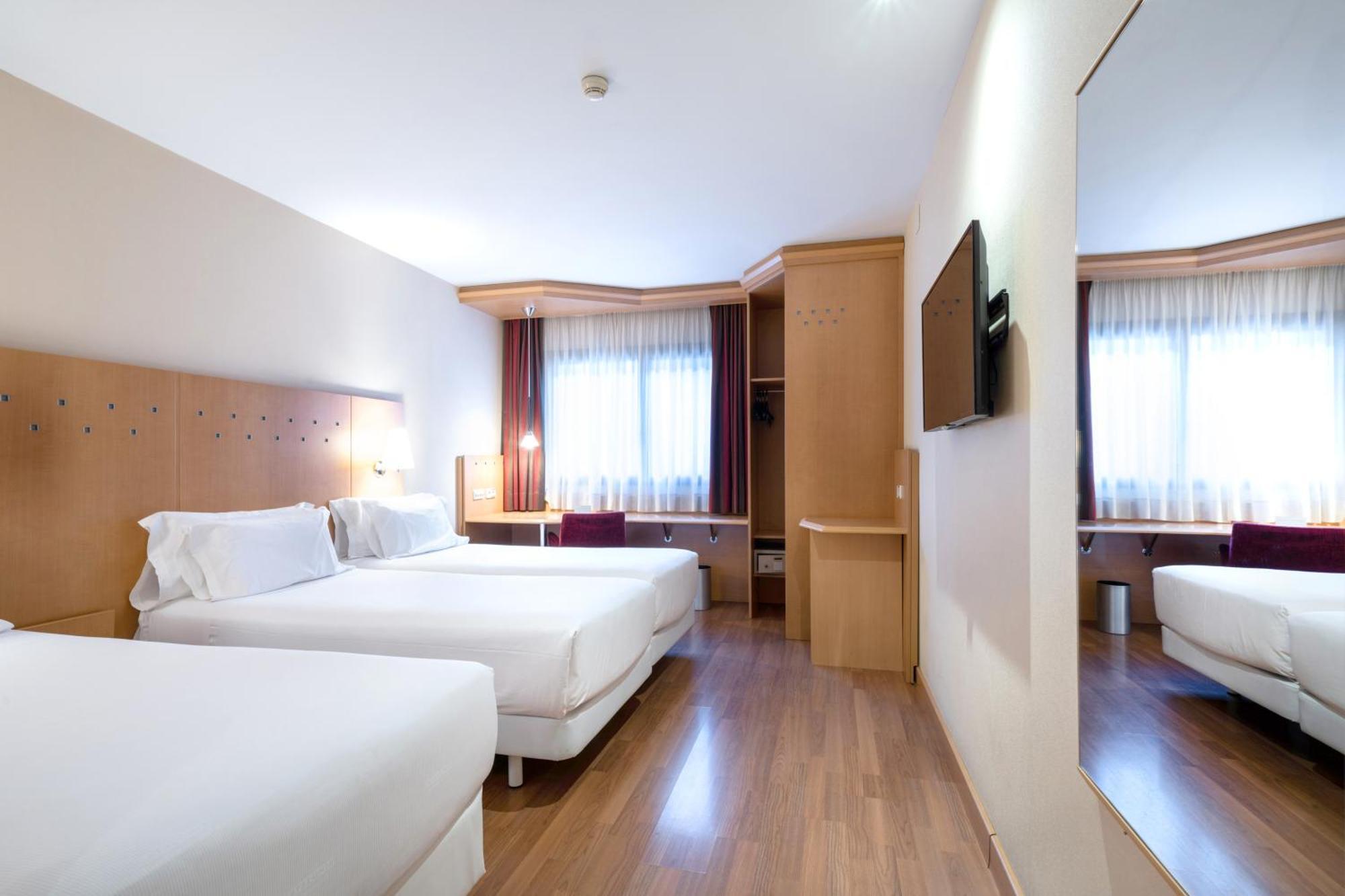 Triple Room (3 Adults),1589554720:JPEG
