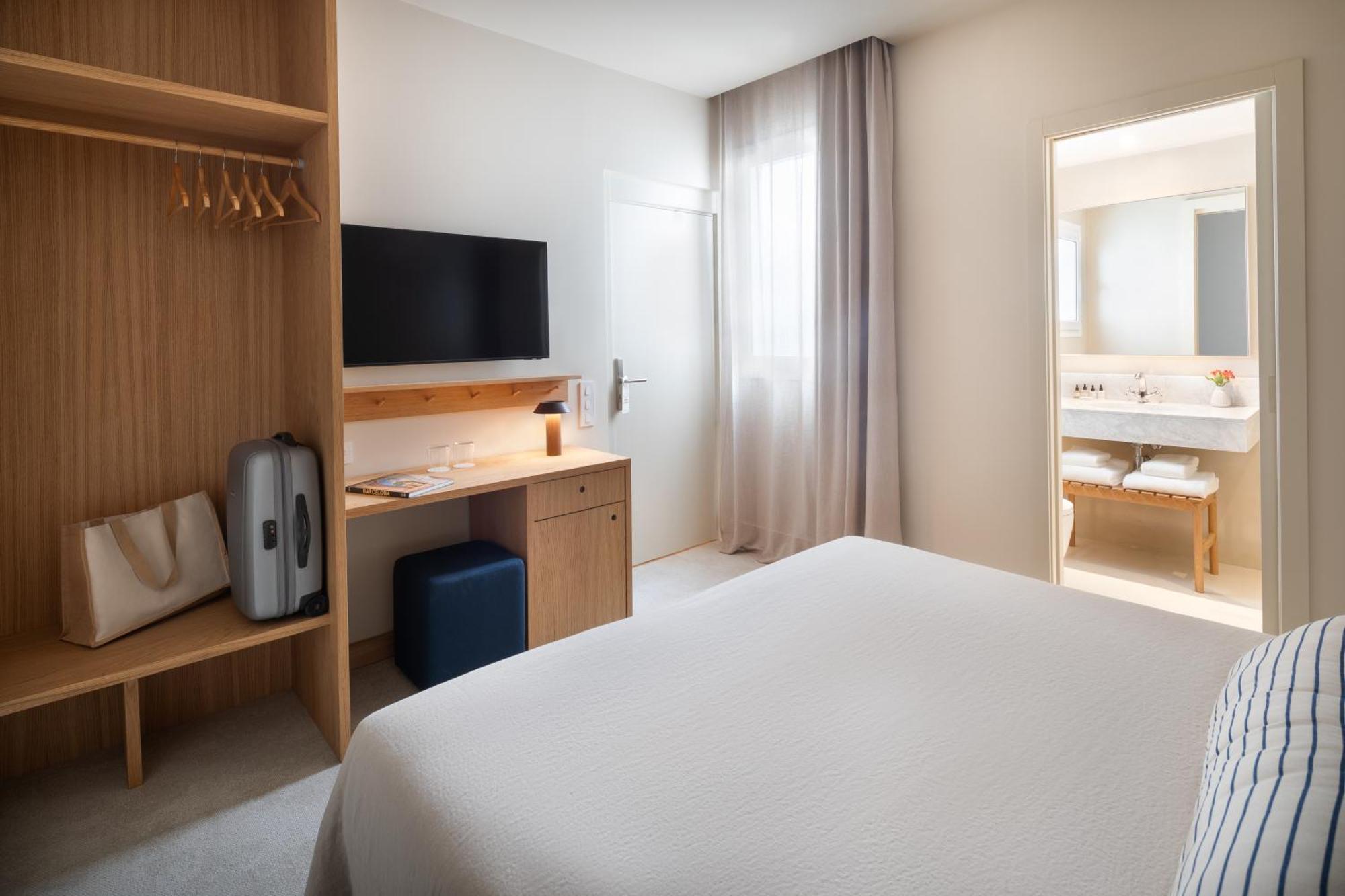 Cozy Double Room