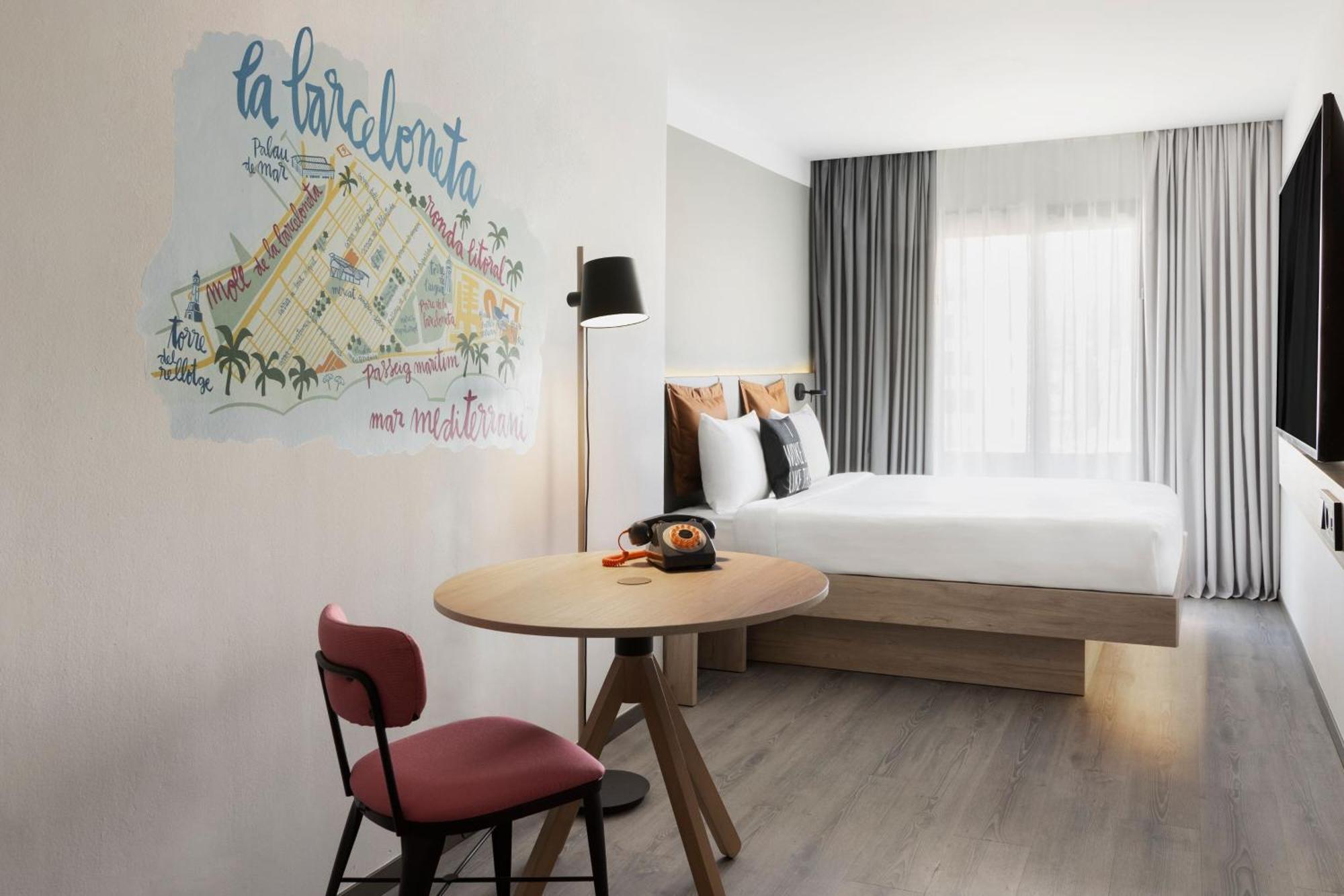 Moxy Queen Room Balcony,1629388976:JPEG