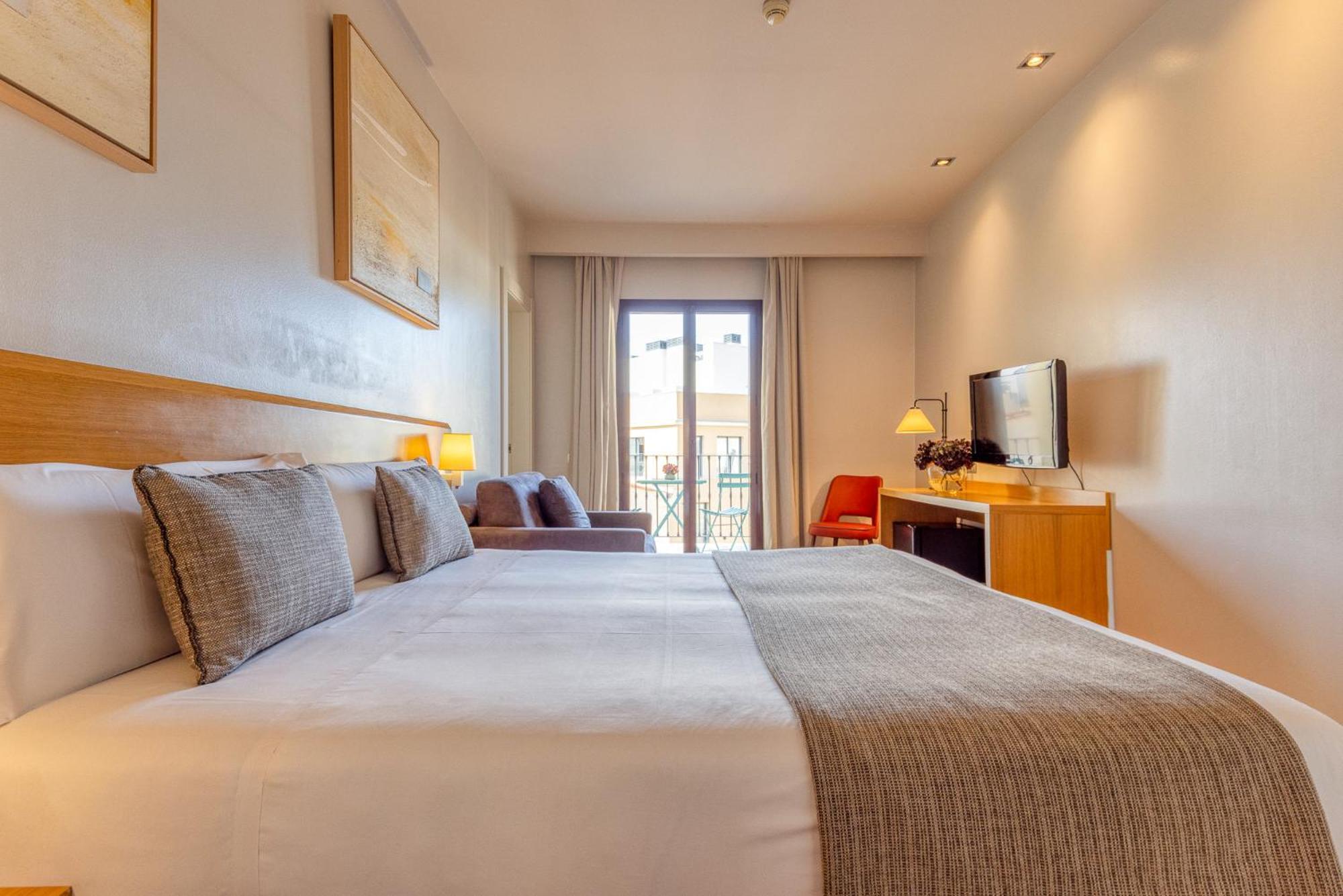 Twin Room Terrace