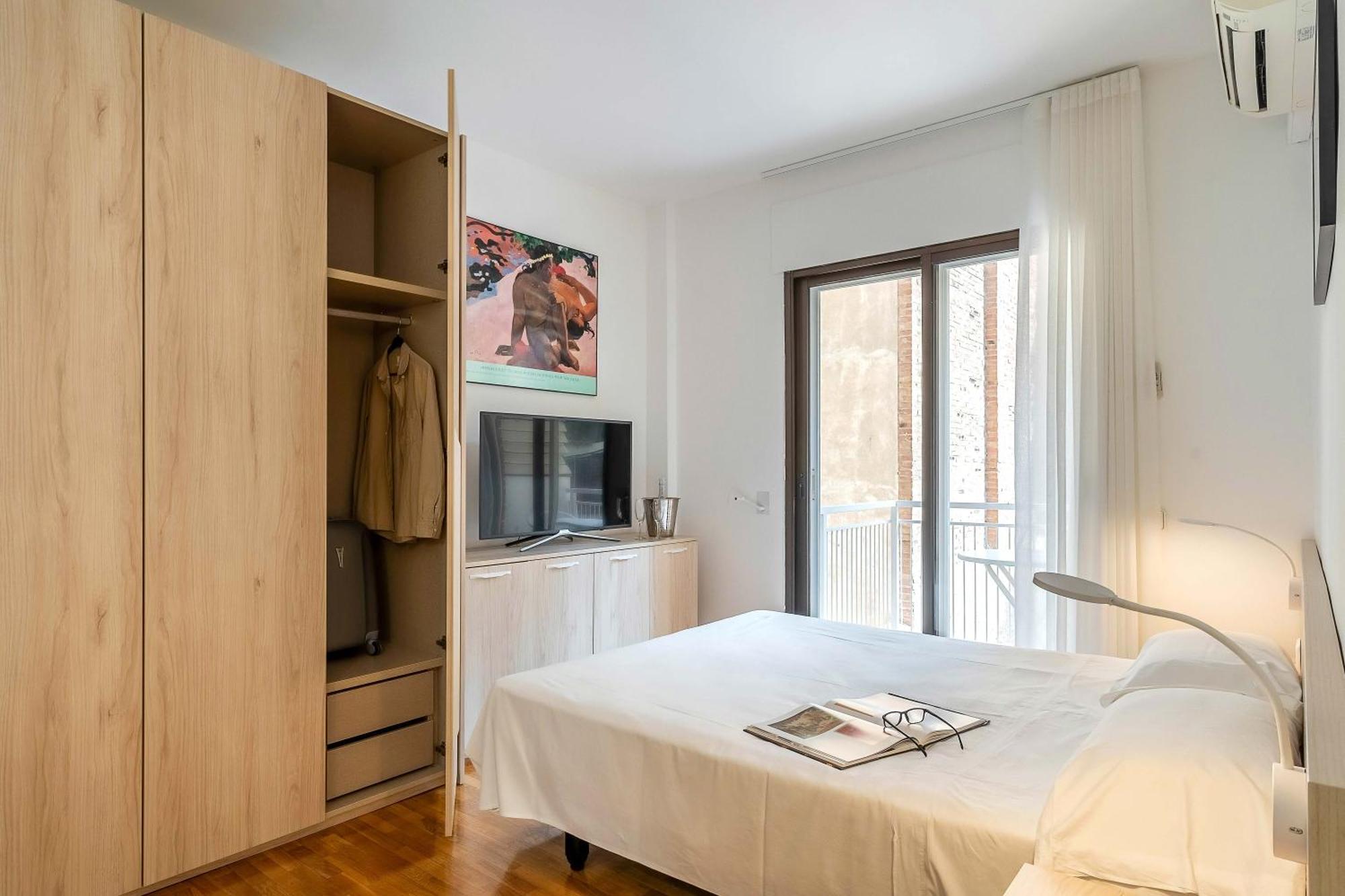 Two-Bedroom Apartment Top Floor without Lift