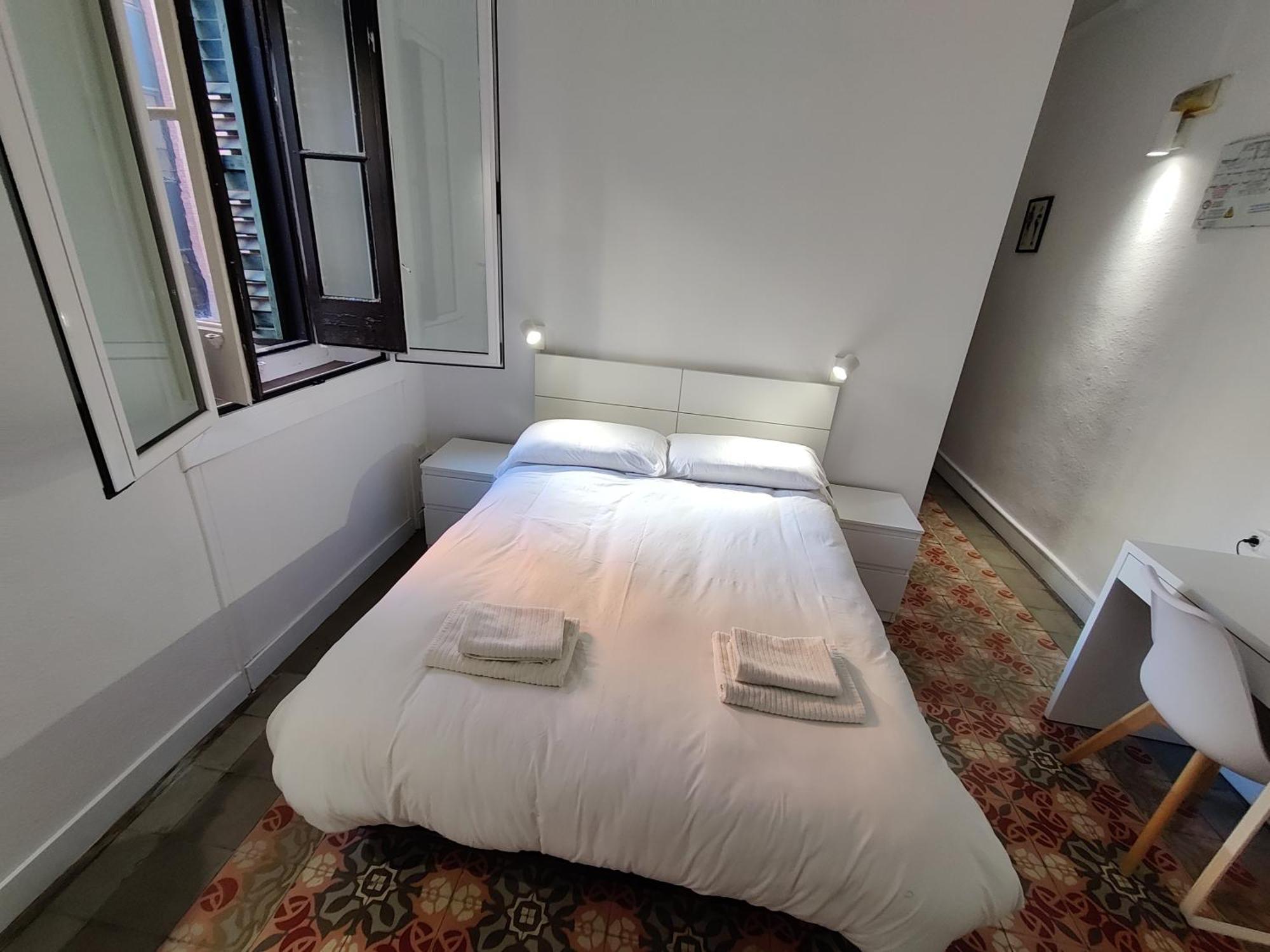 Double Room Private Bathroom
