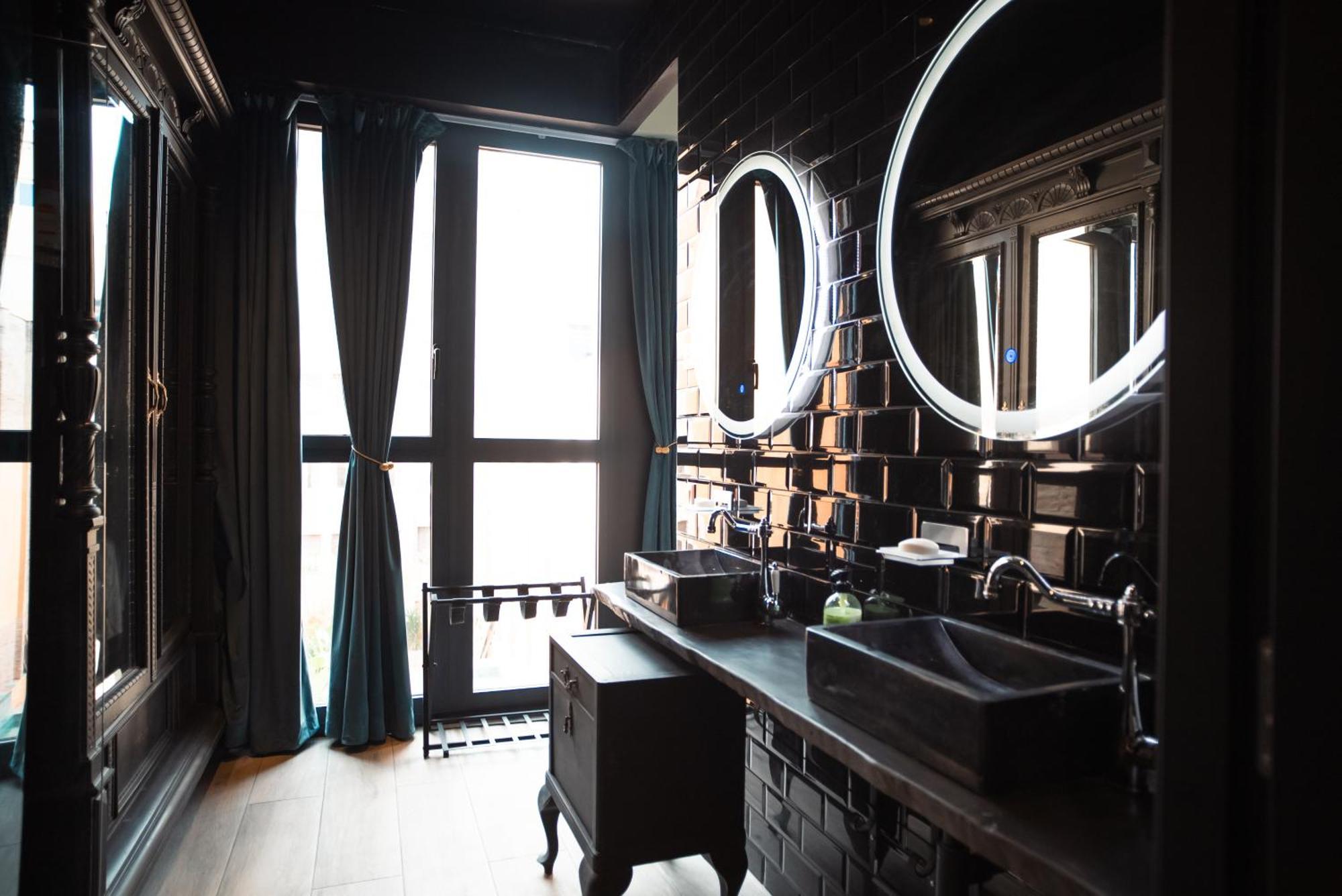 Suite Balcony