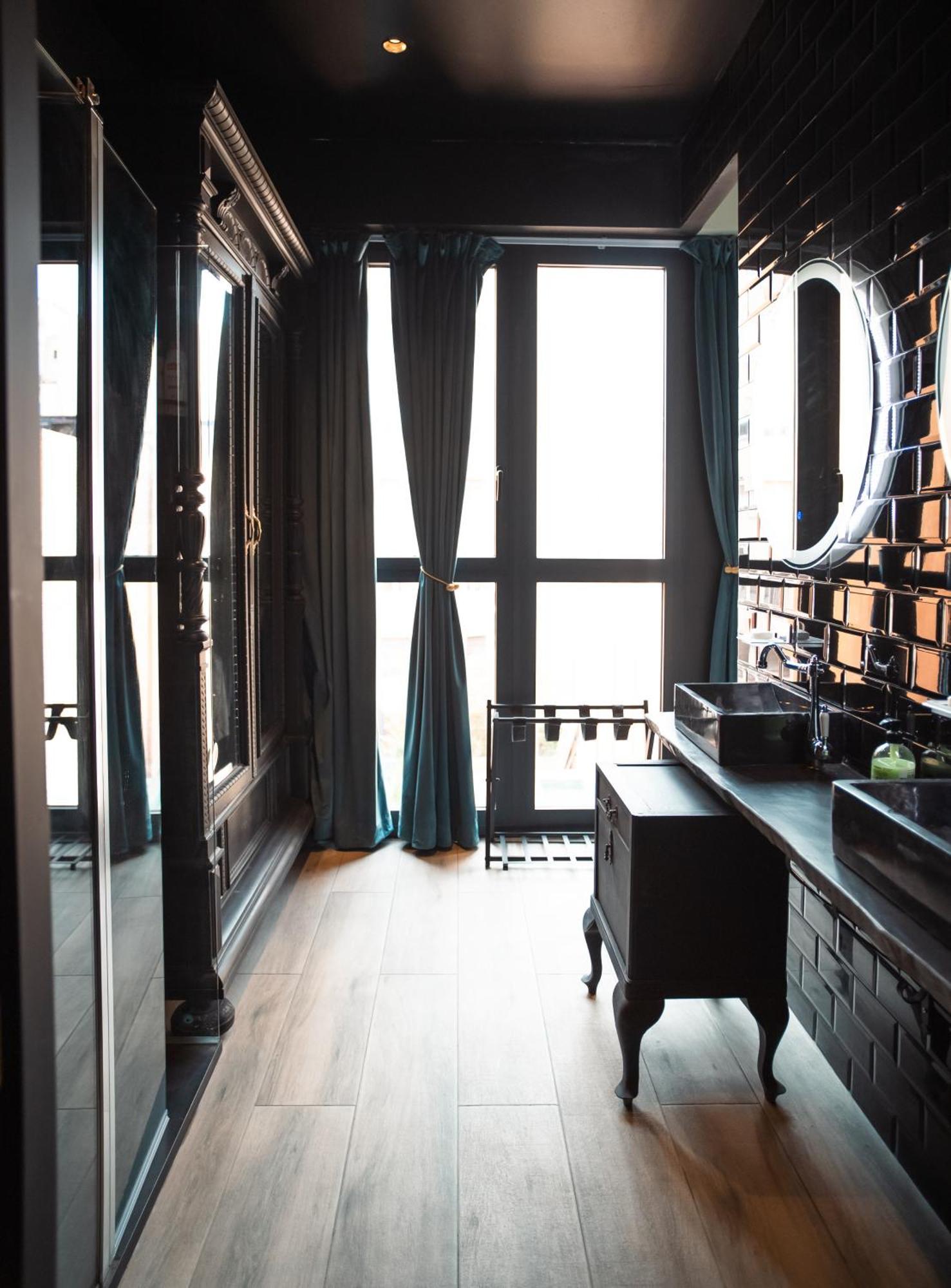 Suite Balcony