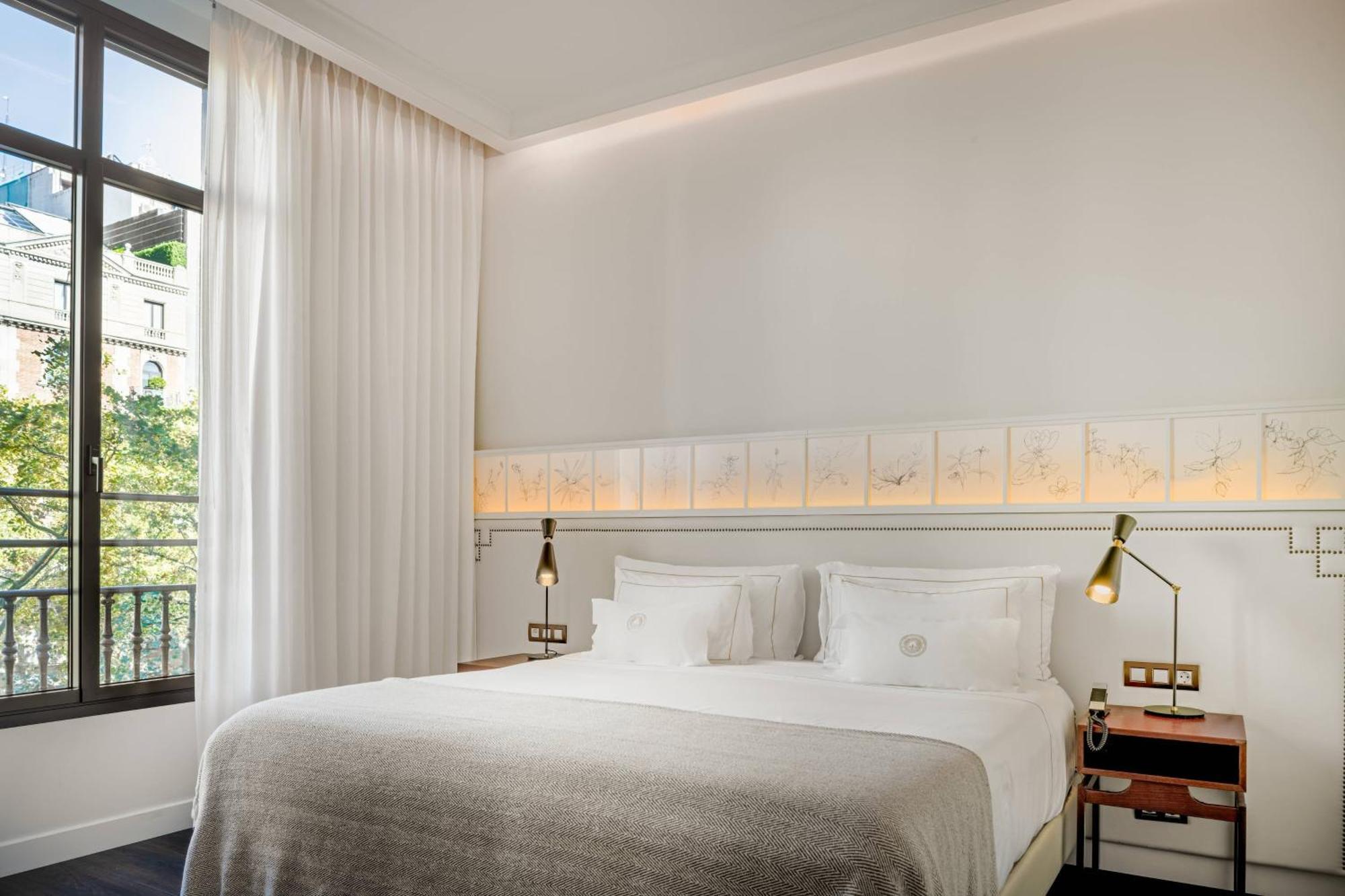 Suite,1643178946:JPEG