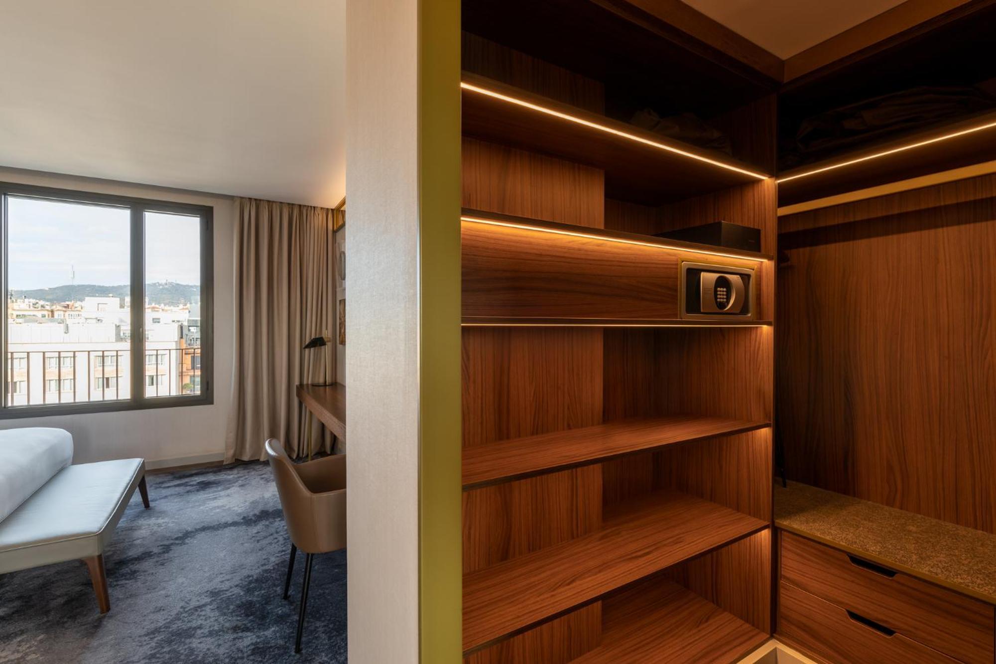 Penthouse Suite