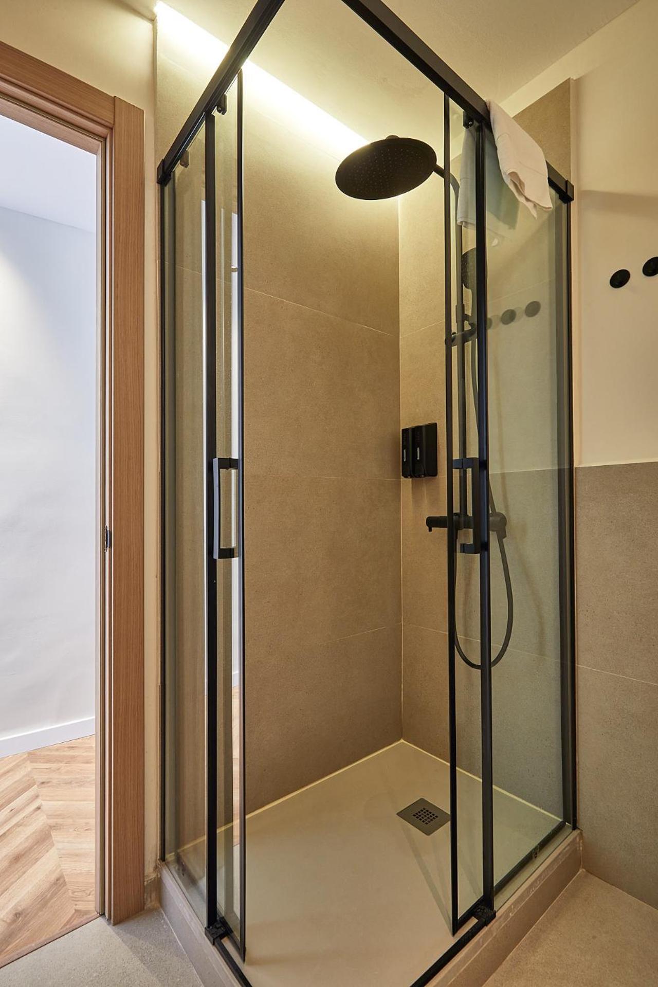 Superior Quadruple Room,1672617396:JPEG