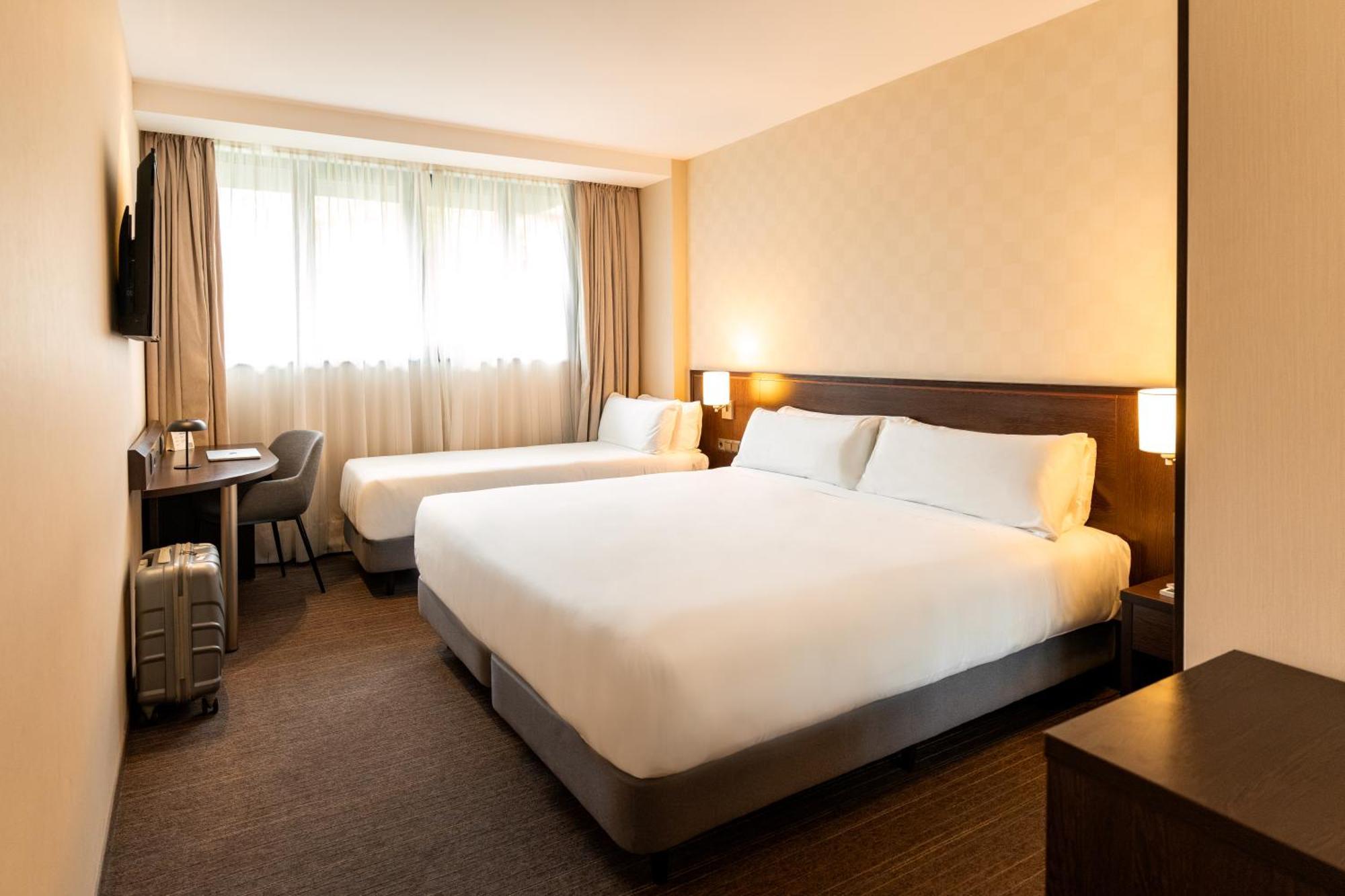 Design Triple Room
