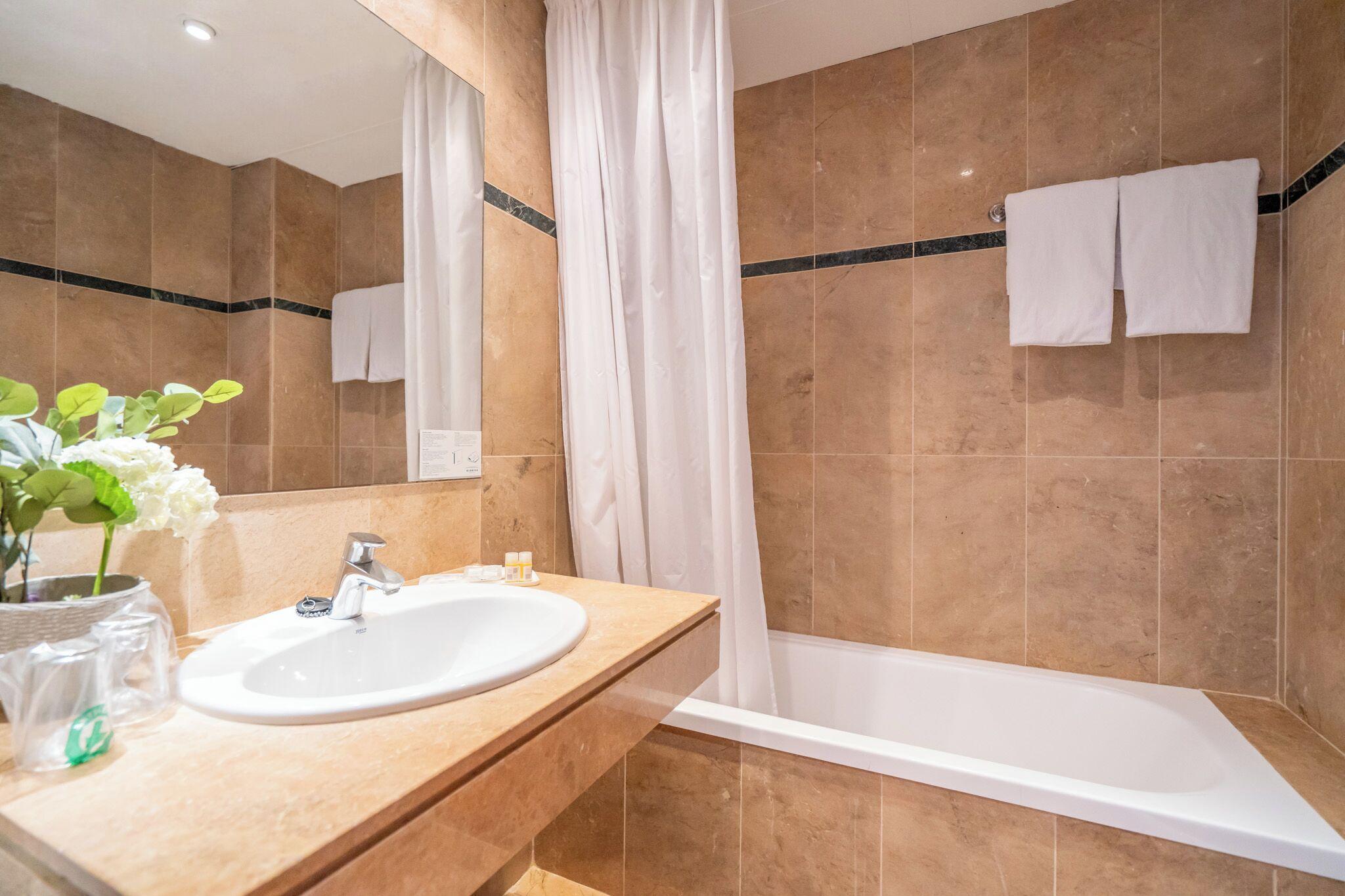 Small Double or Twin Room
