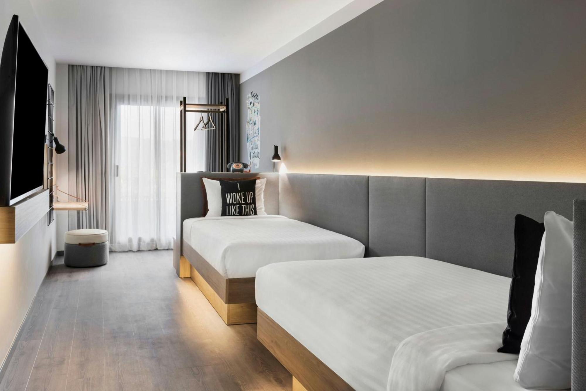 Moxy Twin Room Balcony