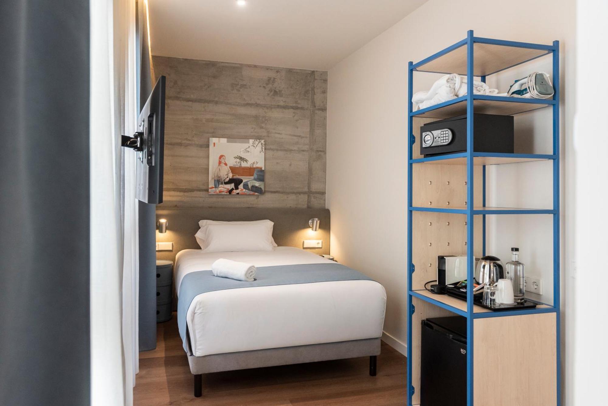 Superior Single Room
