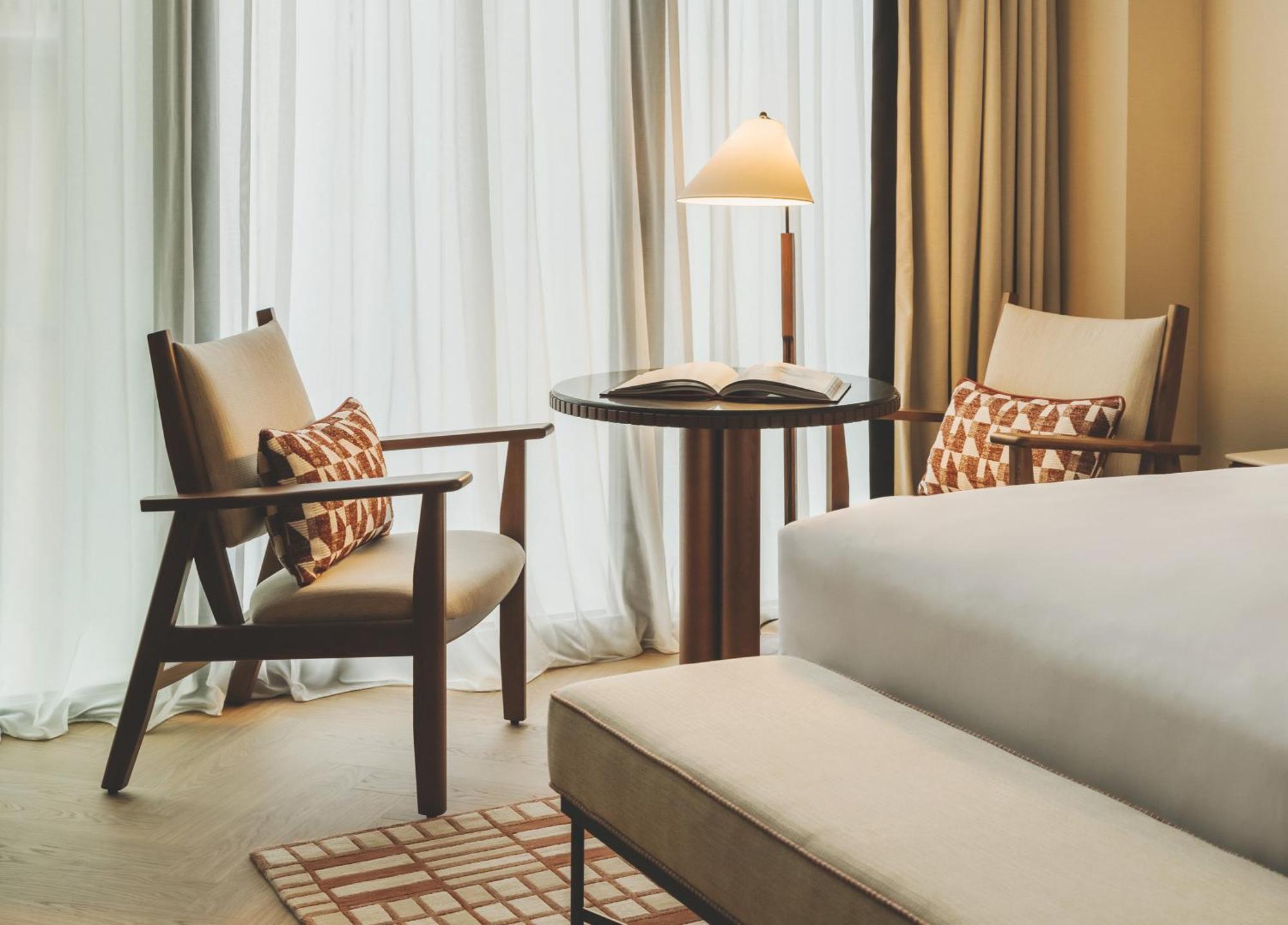 Large Double or Twin Room