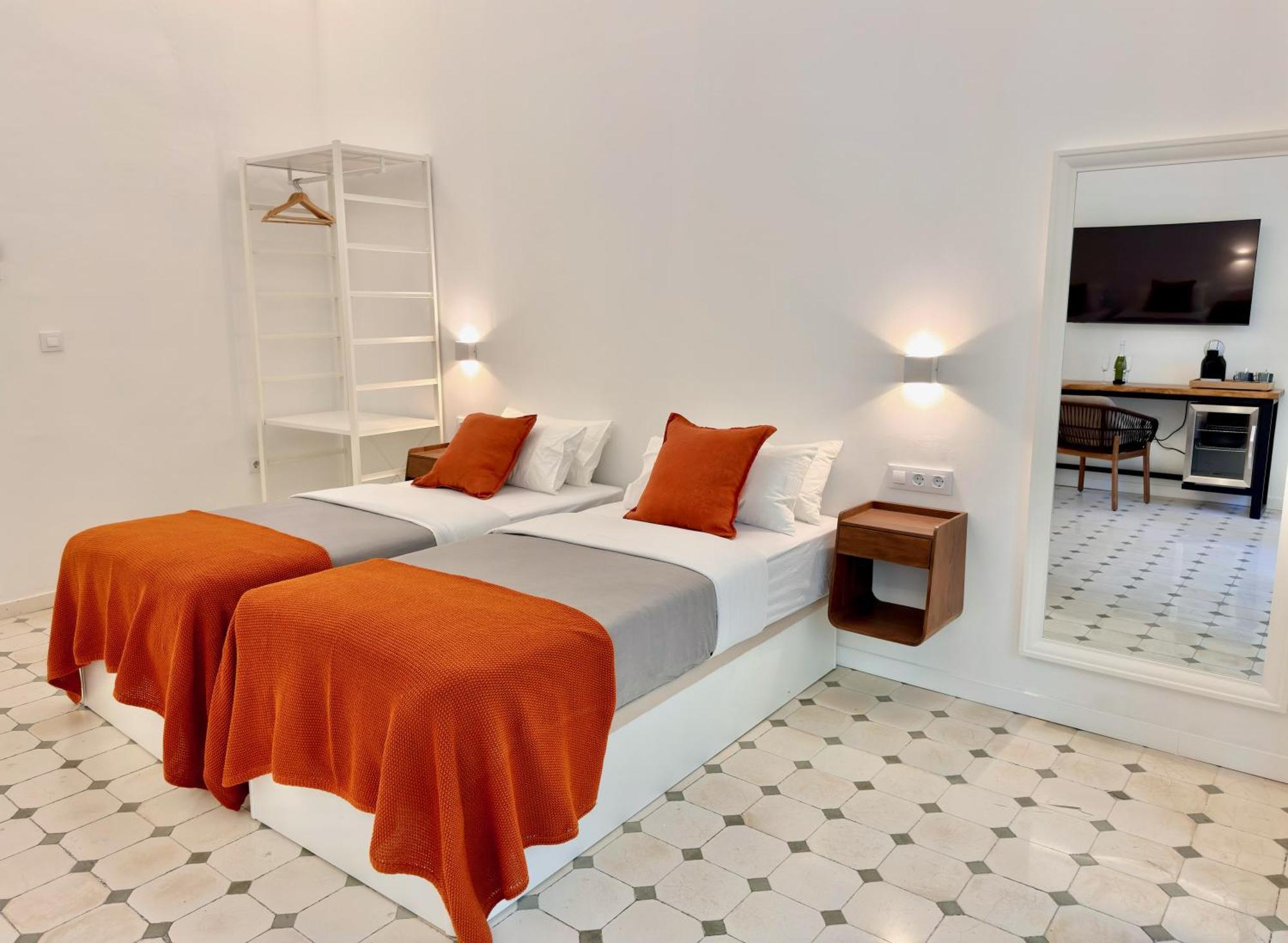 Large Double Room