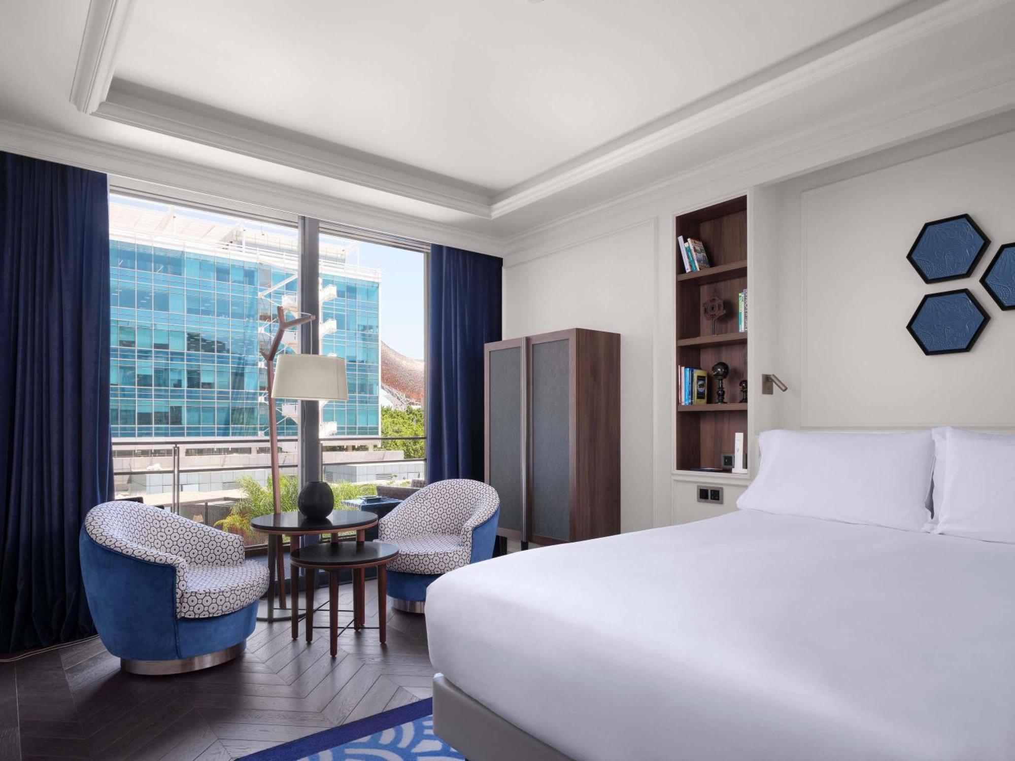 Luxury Double Room Balcony Garden View