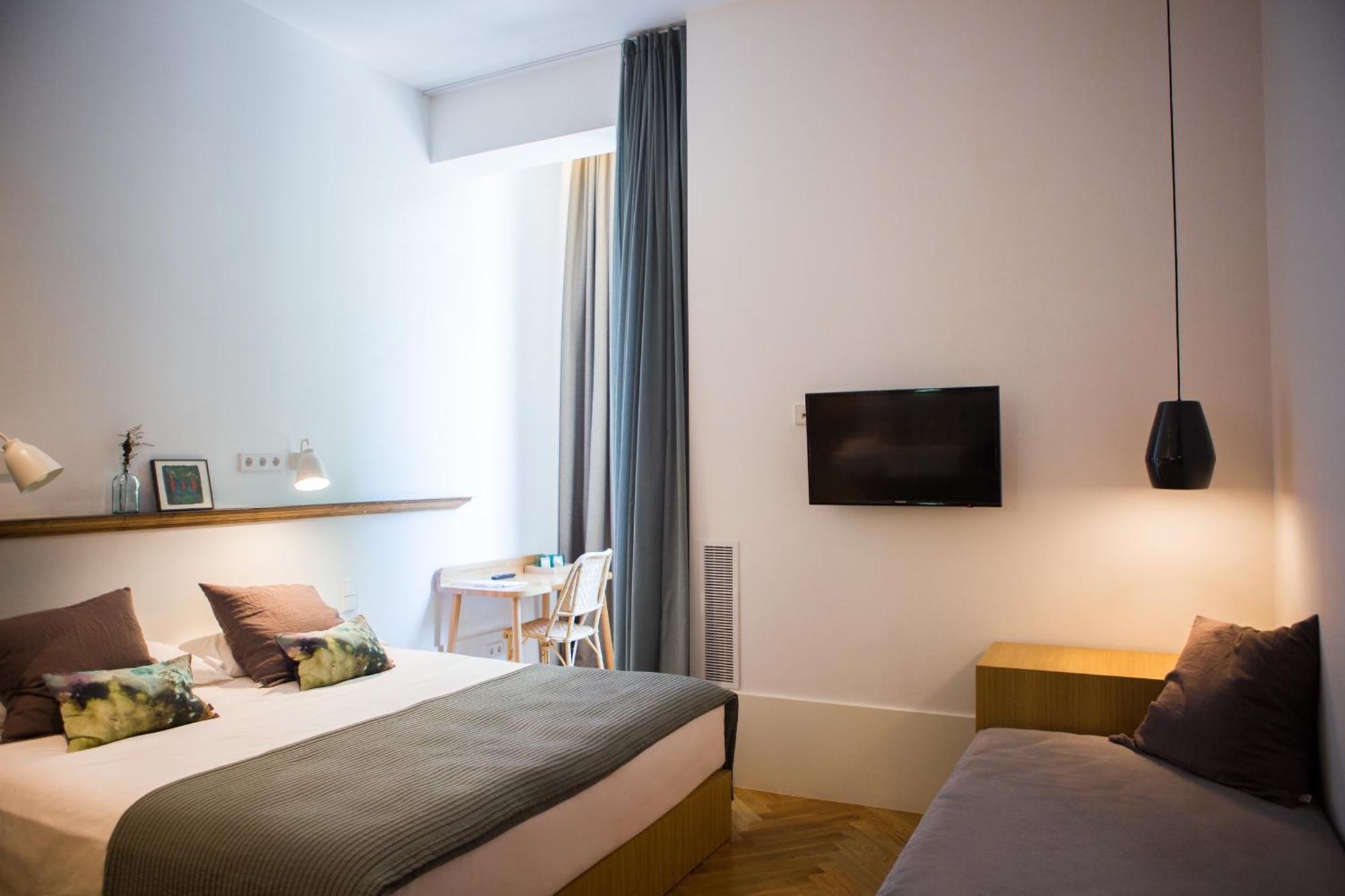Large Double Room