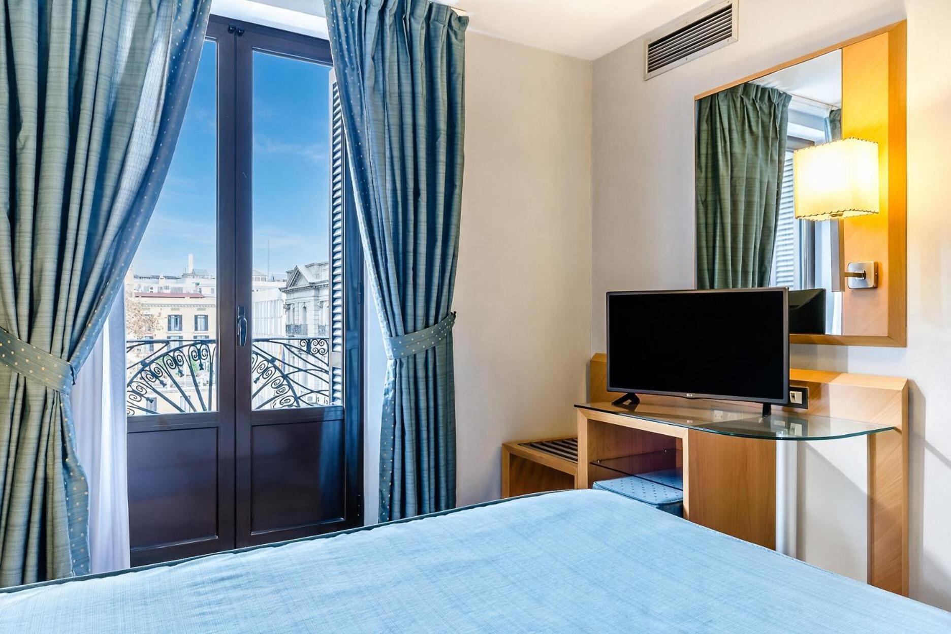 Double or Twin Room Balcony