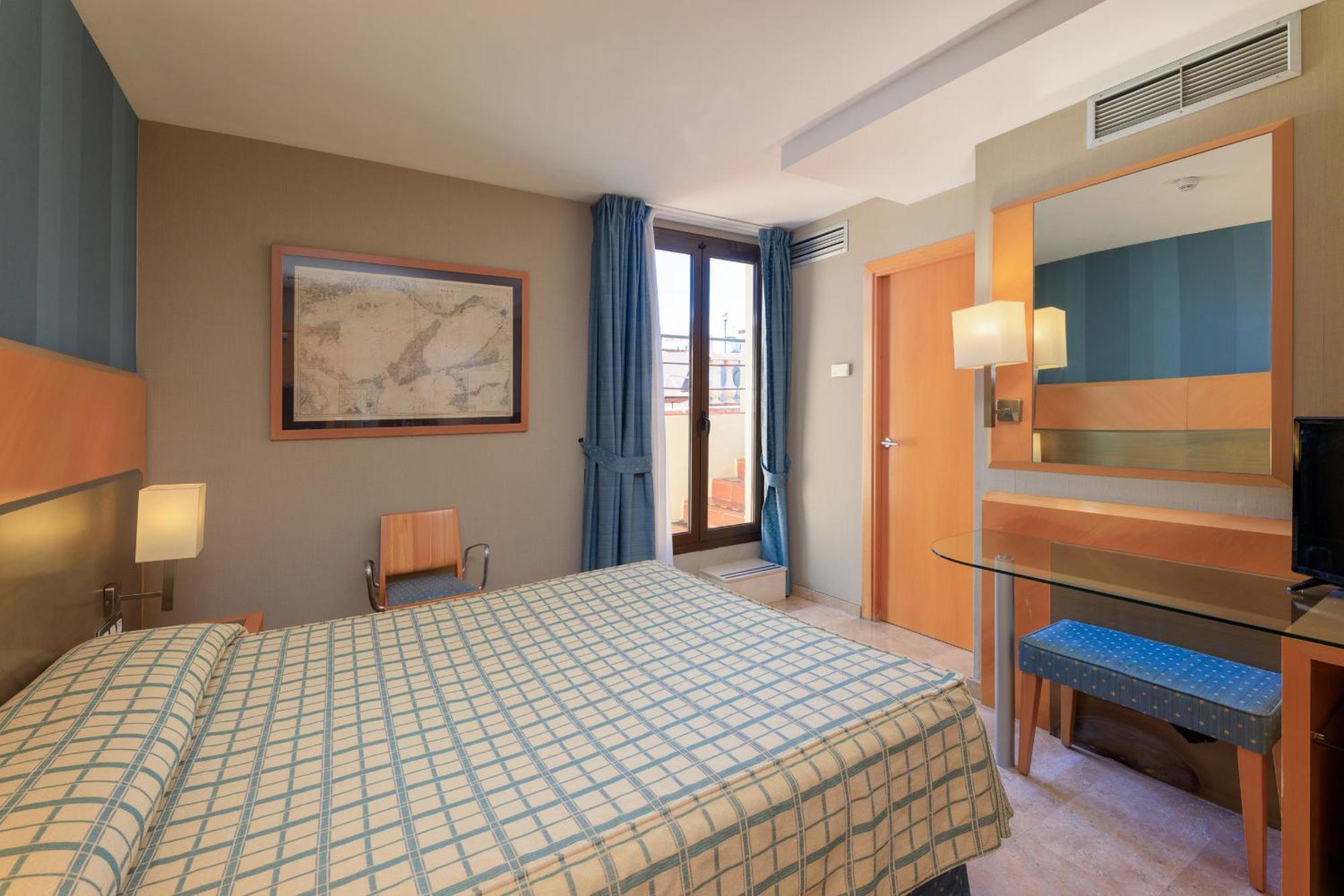 Double or Twin Room Terrace
