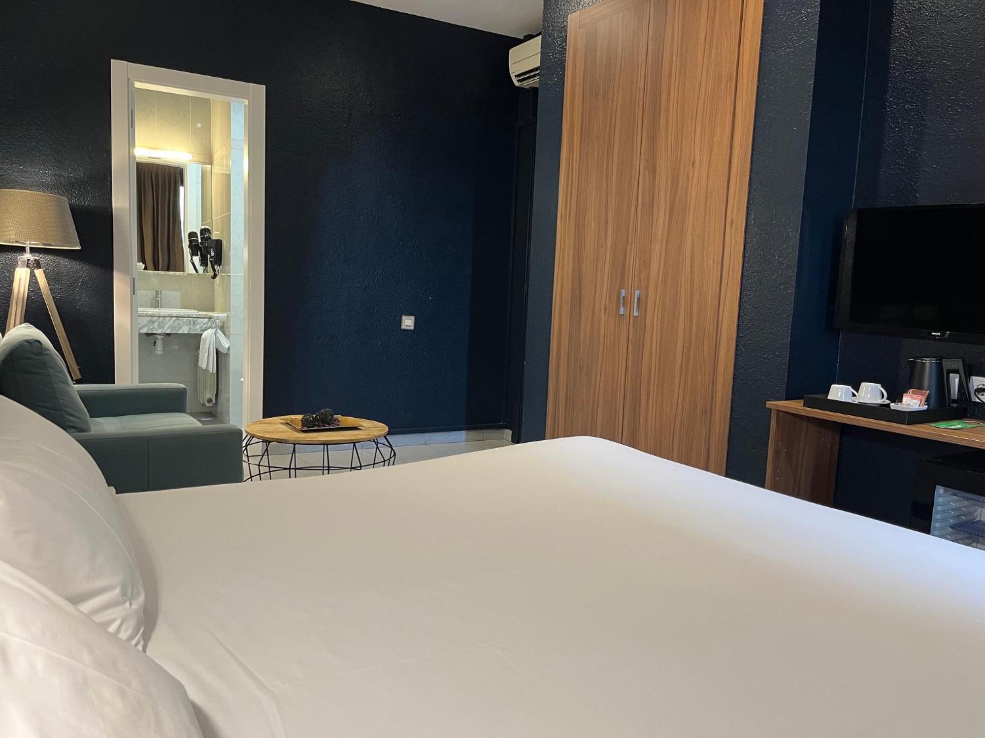 Superior Queen Room