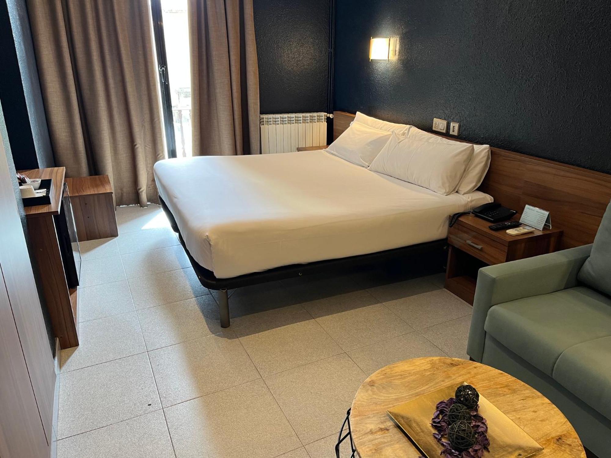 Superior Queen Room