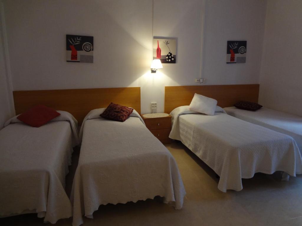 Camera Quadrupla con Bagno in Comune