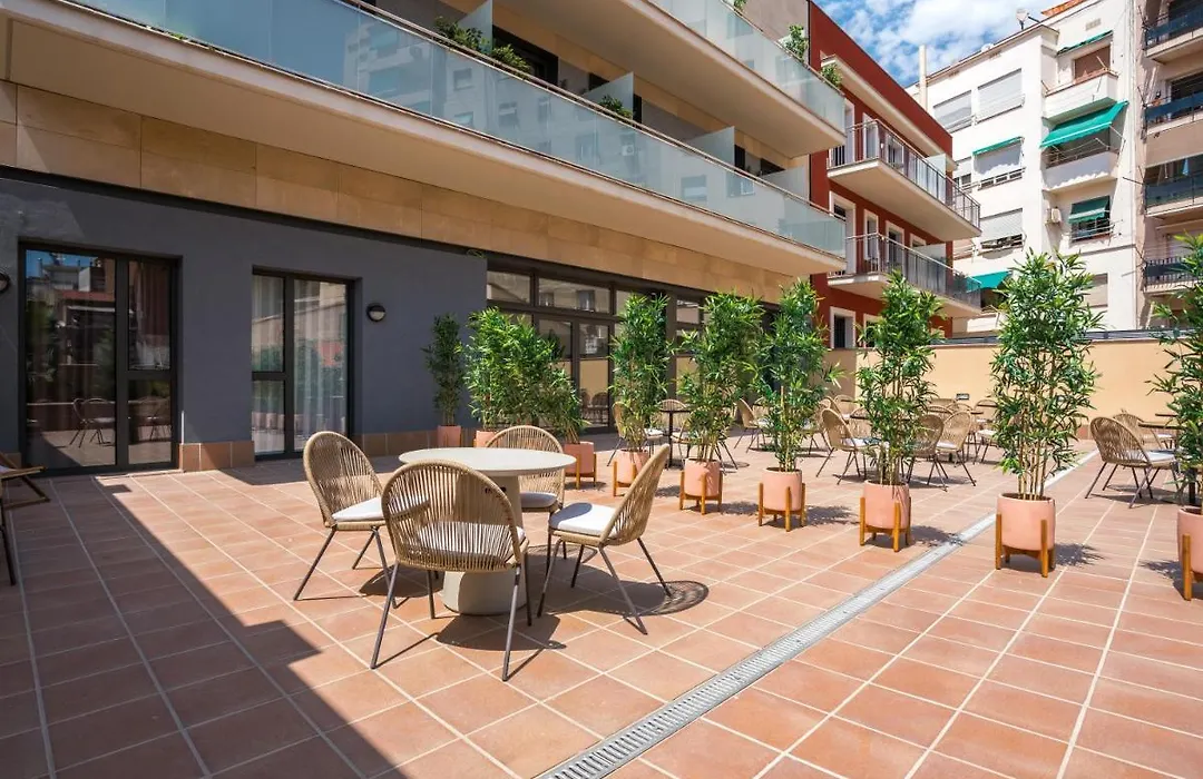 Limehome Barcelona Carrer De Besalu 82-1