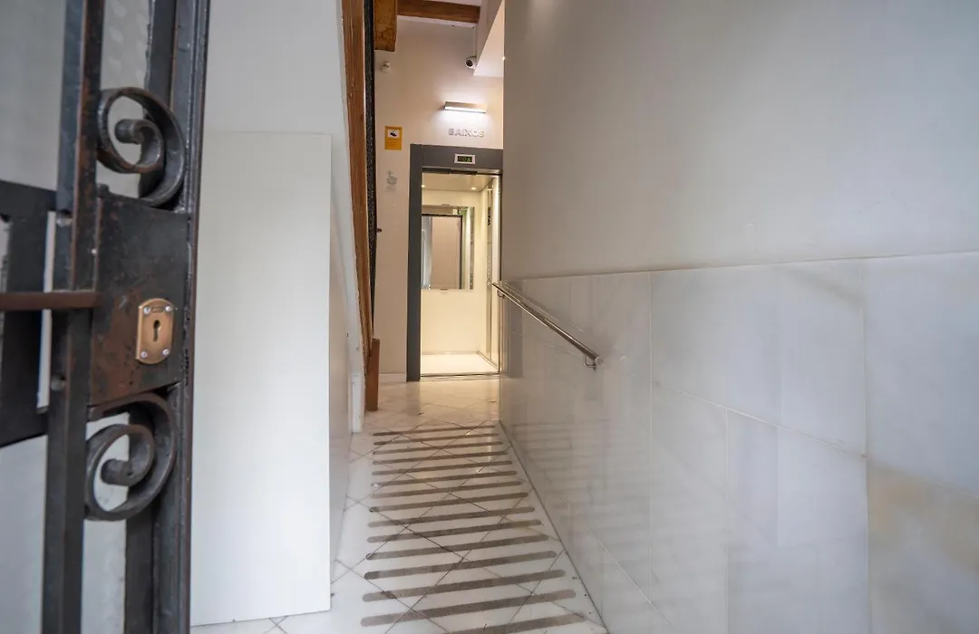 Bcnstop Sant Pau Suites-1
