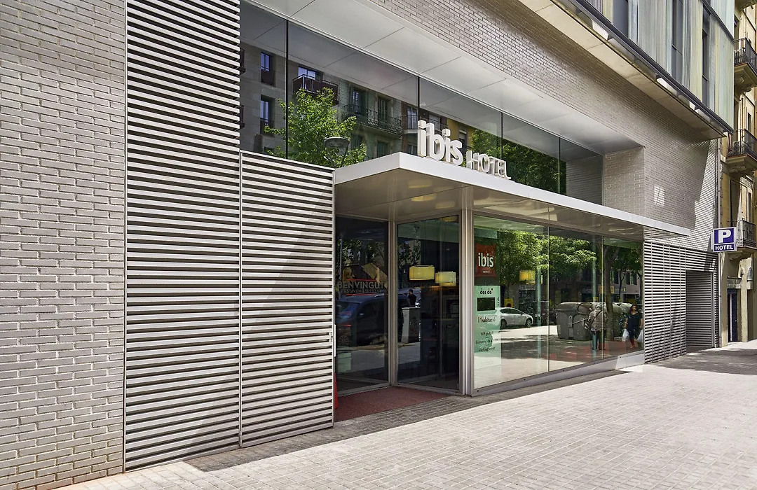 Ibis Barcelona Centro-1