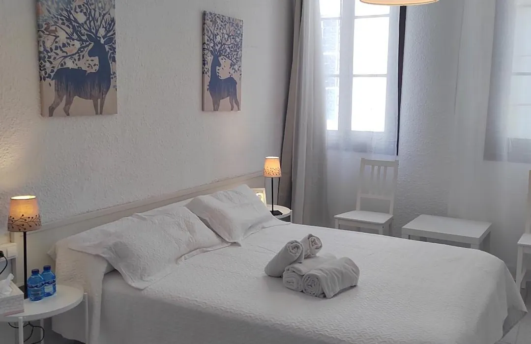 Hostal Dragonflybcn-1