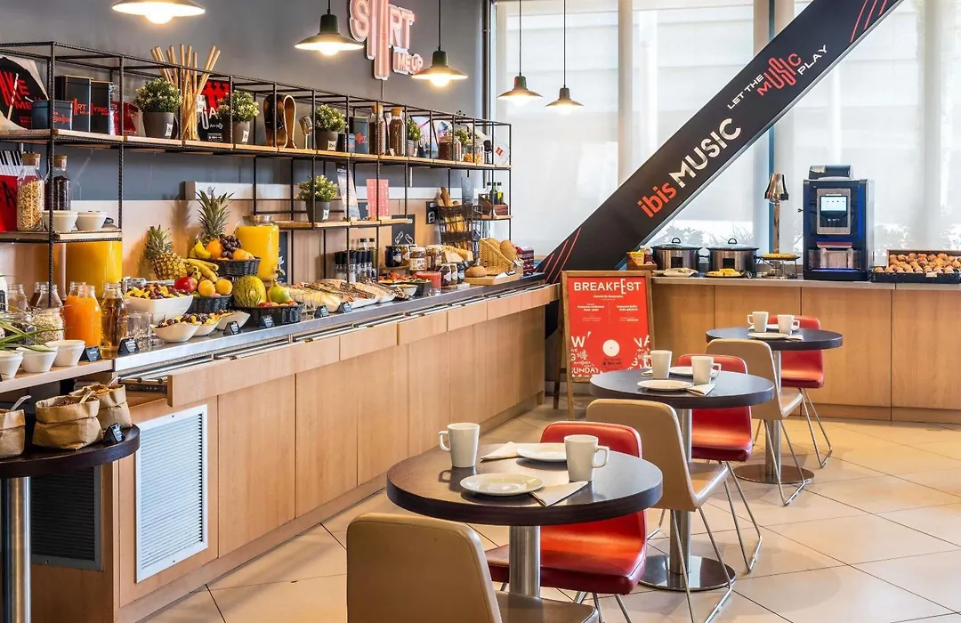 Ibis Barcelona Meridiana-1