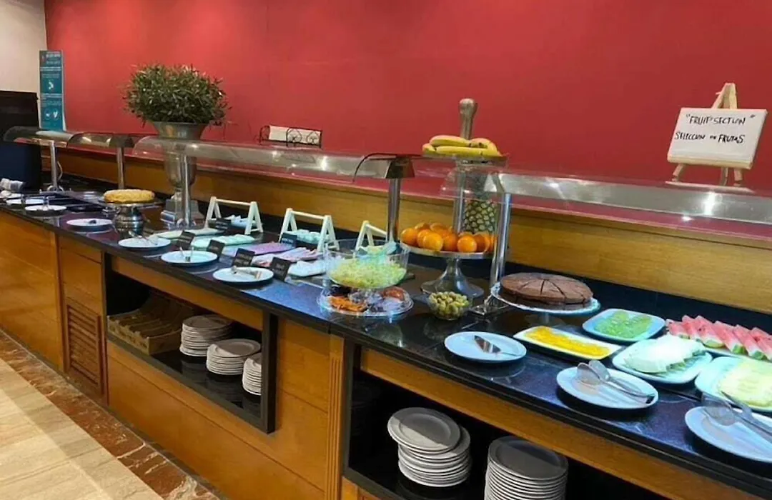 Hotel Oasis-1