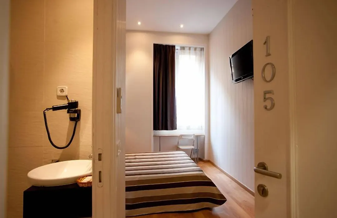 Hostal Bcn 46-1