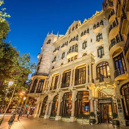 Hotel Casa Fuster G.L Monumento-2