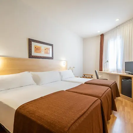 Hotel Glories-2