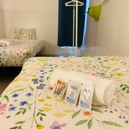 Central And Basic Universitat For Young Hostel-3