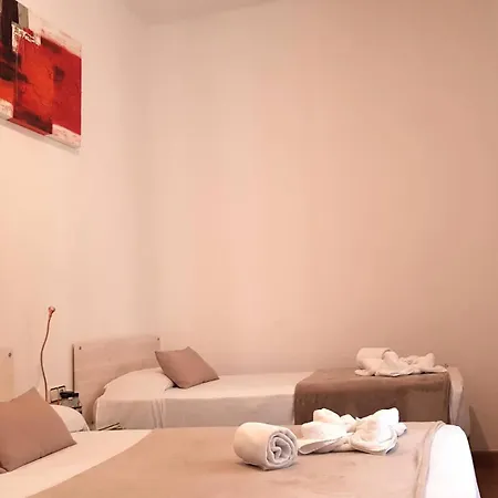 Hostal La Palmera-3