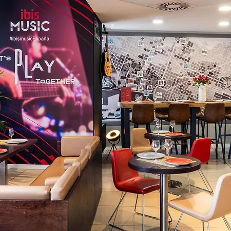 Ibis Barcelona Meridiana-2