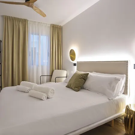 Hotel Casa Trafalgar Barcelona-3