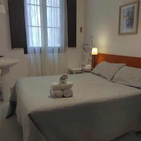 Hostal Dragonflybcn-3